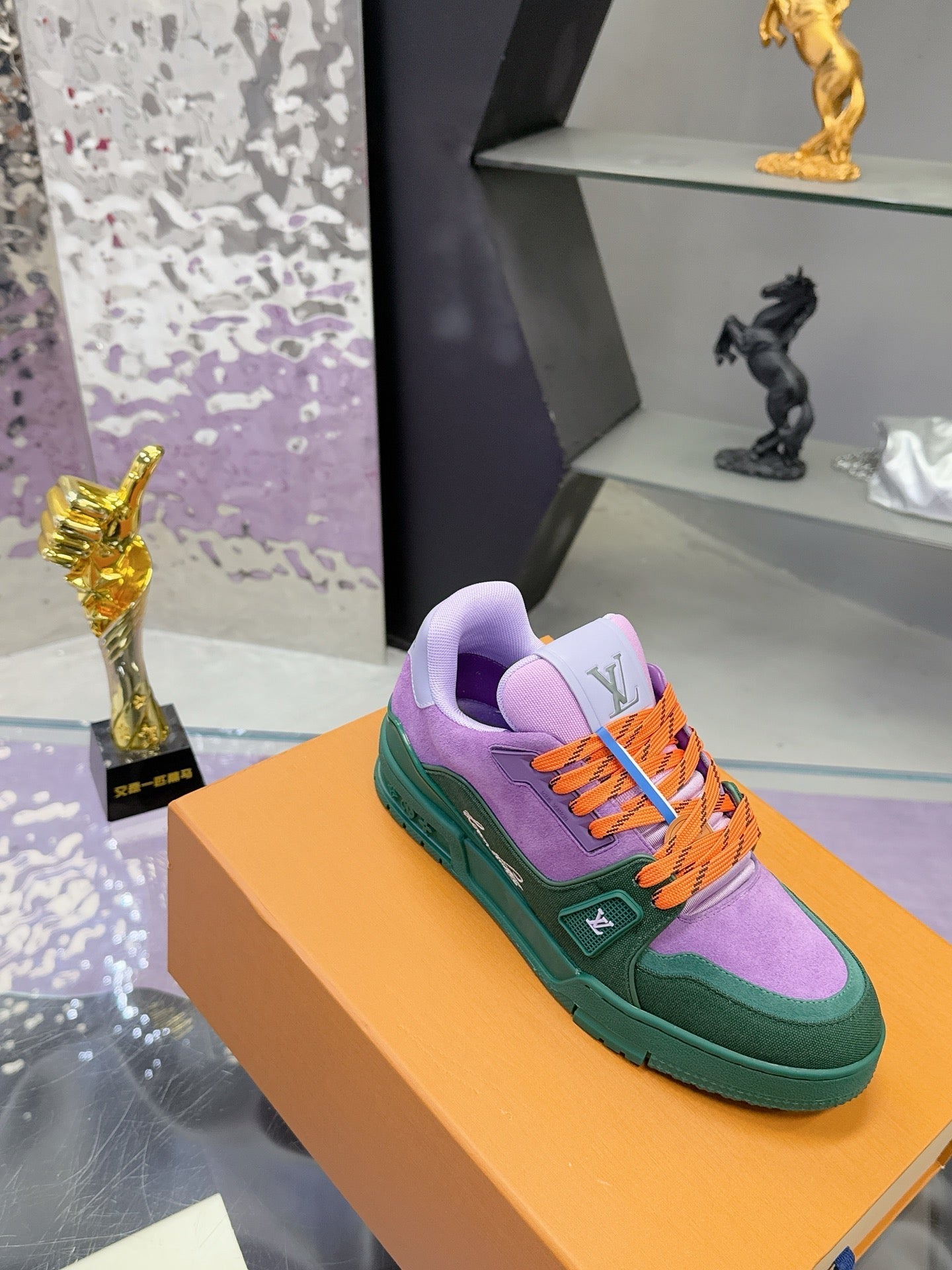 LV x Tyler 26ss Sneaker Green Purple Suede 672141