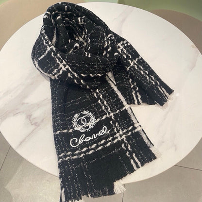 CC Scarf 186 CM In Black With White Stripes Fleece Wool 418246
