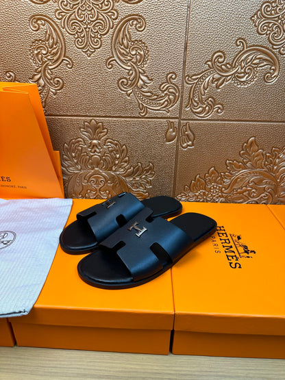 HM IZMIR H-BUCKLE SANDAL BLACK CALFSKIN