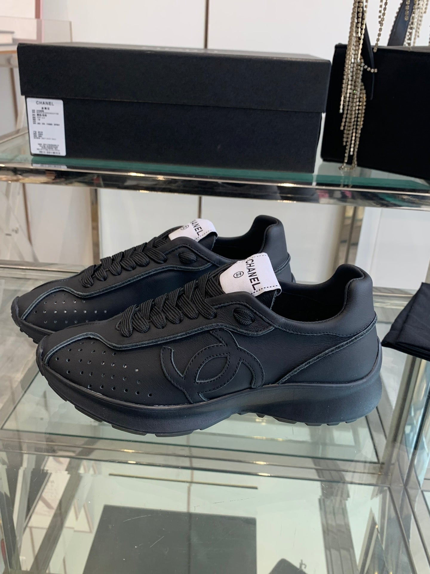 CC Sneaker Black Cowhide 204108