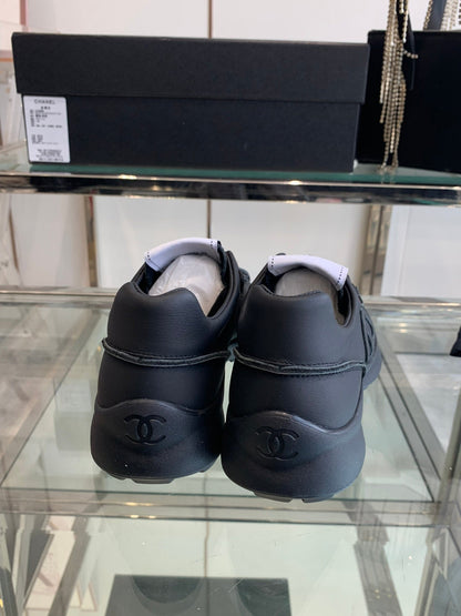 CC Sneaker Black Cowhide 204108