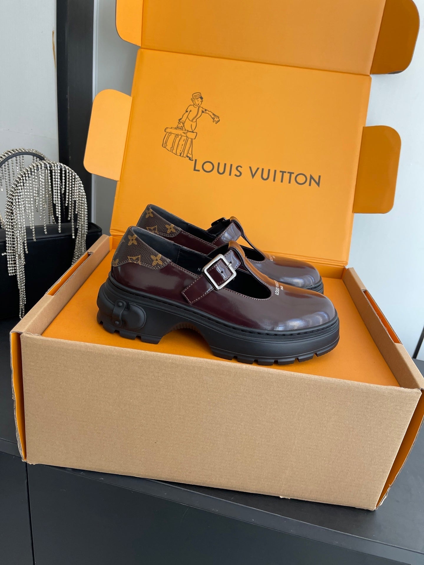 LV 26ss Platform Mary Jane Burgundy Patent Leather 631499