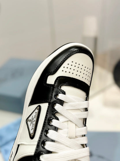 PRA DOWNTOWN NAPPA SNEAKERS BLACK AND WHITE CALFSKIN