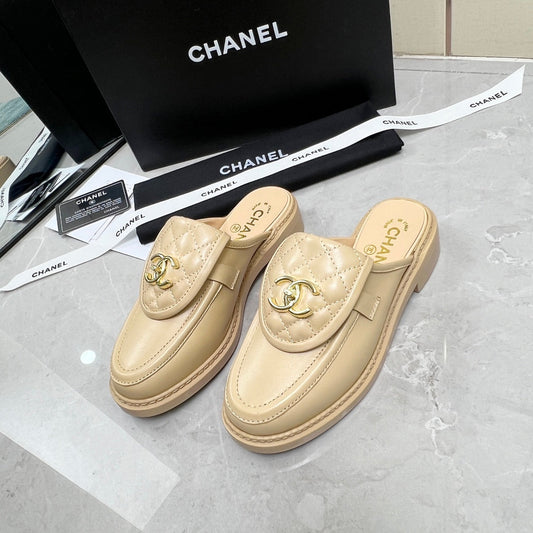 CC Mule Beige Quilted Calfskin
