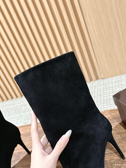 ALAIA high-heeled short boots black suede 386011