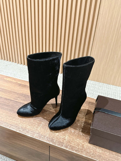 ALAIA high-heeled short boots black velvet 386015