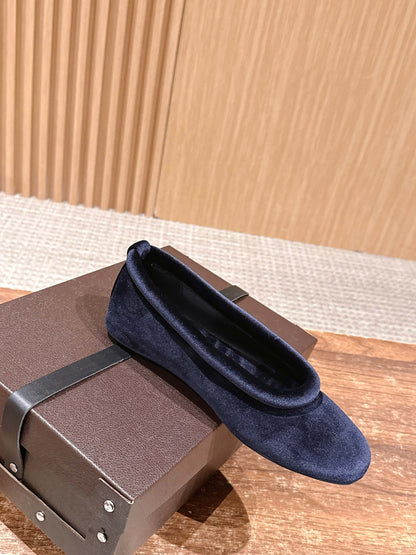 Alaia 2025 Ballet Flat Dark Blue Velvet 553858
