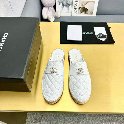 mule white quilted calfskin