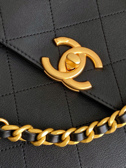 cc 25S Vintage Flap Bag 33cm Top Handle Black Calfskin