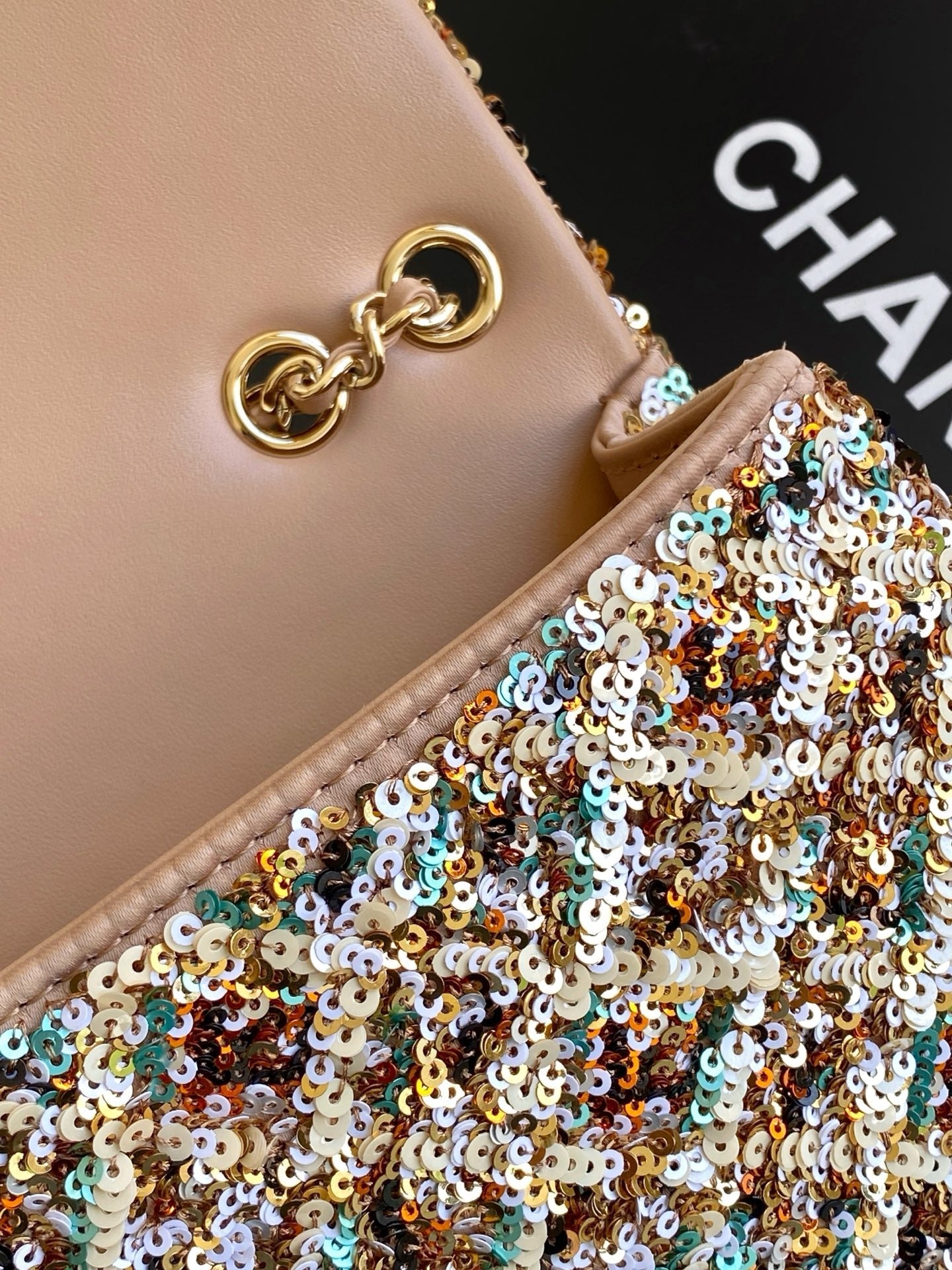 Chanel 2025 Flap Bag 21cm Beige mix Colors Sequin Leather 320284