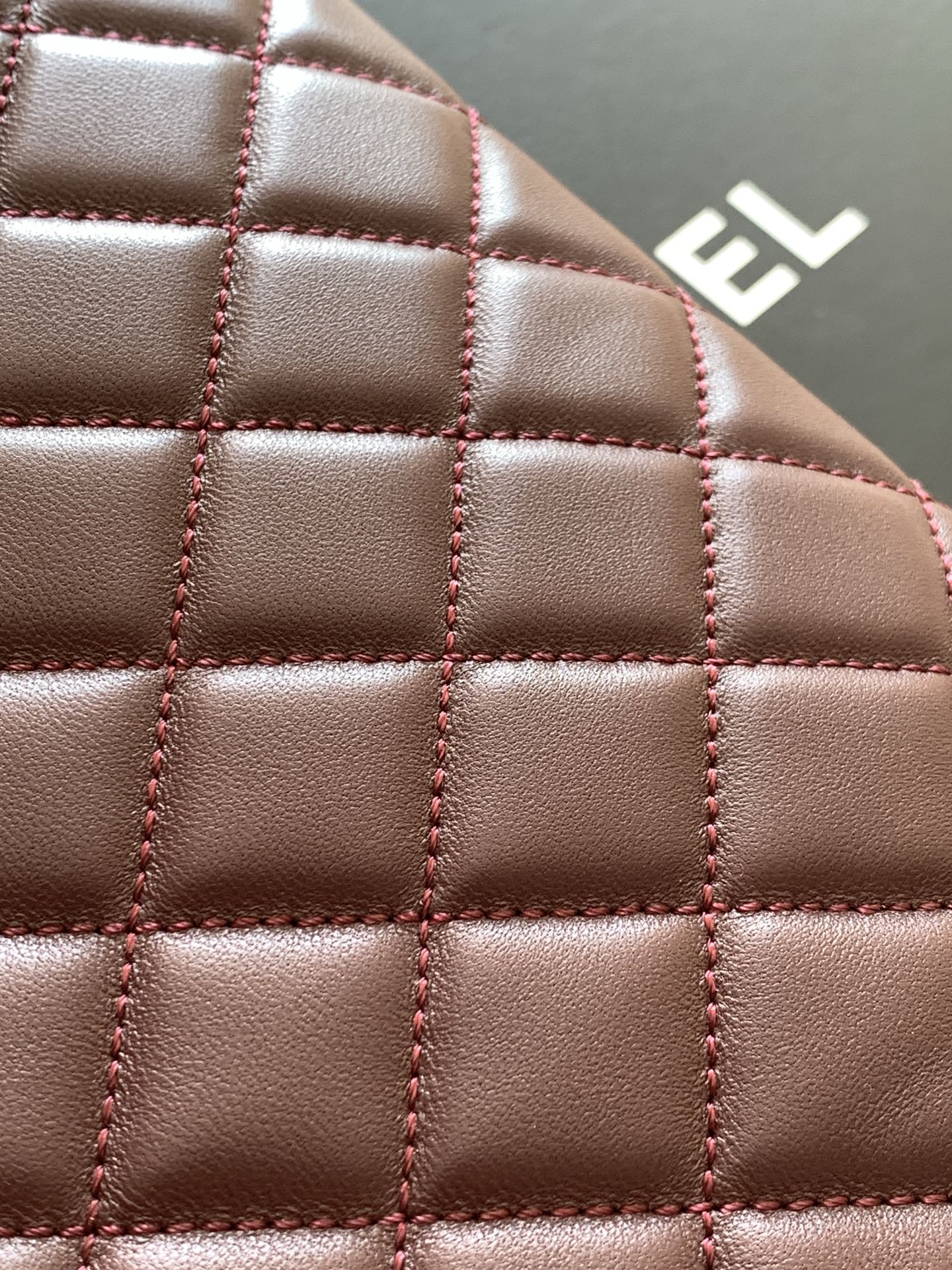 Chanel 25 Christmas Limited Hobo Shoulder Bag Burgundy Lambskin 324808