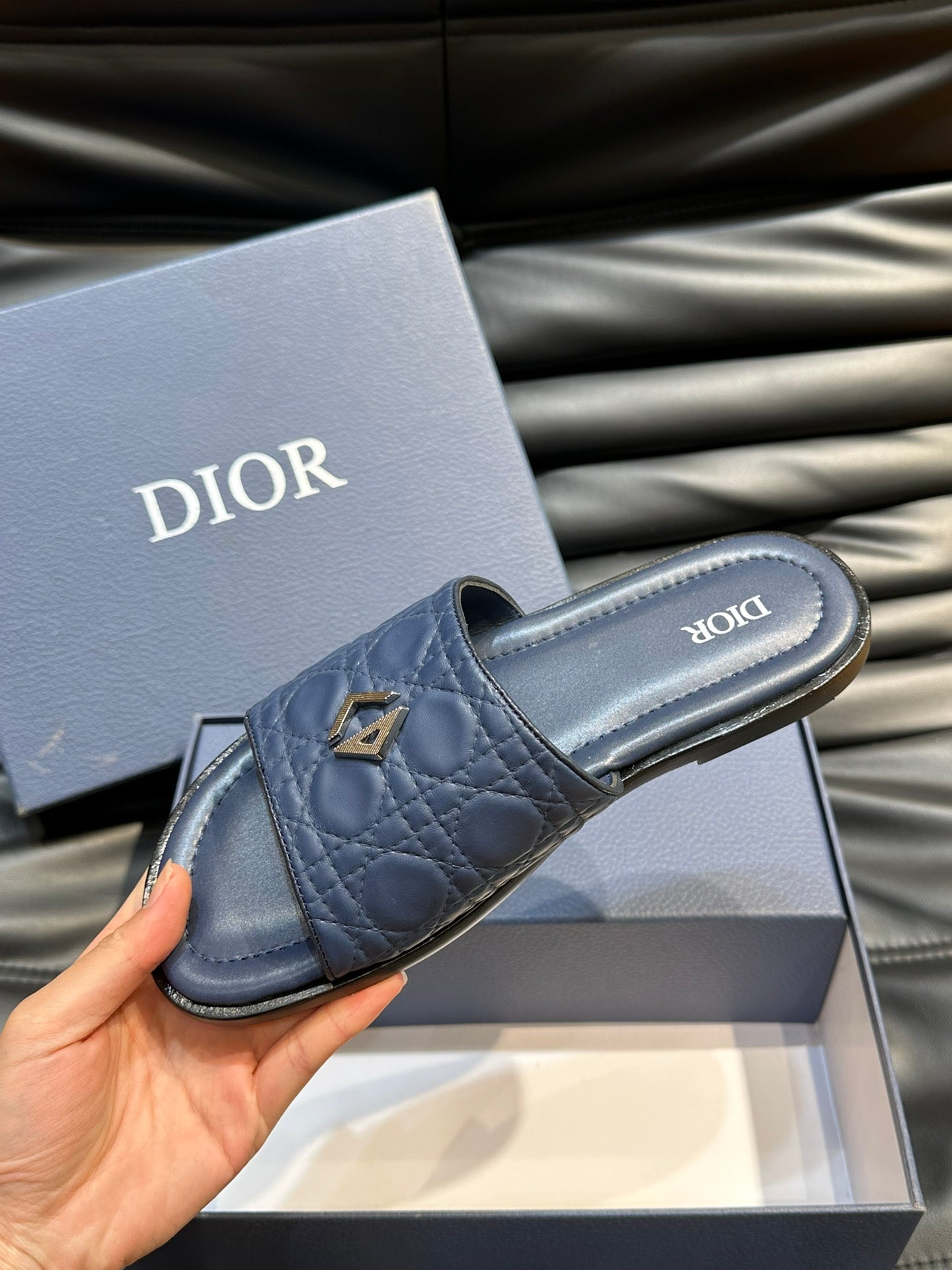 CD ALIAS SUMMER SLIPPER NAVY EMBOSSED CALFSKIN