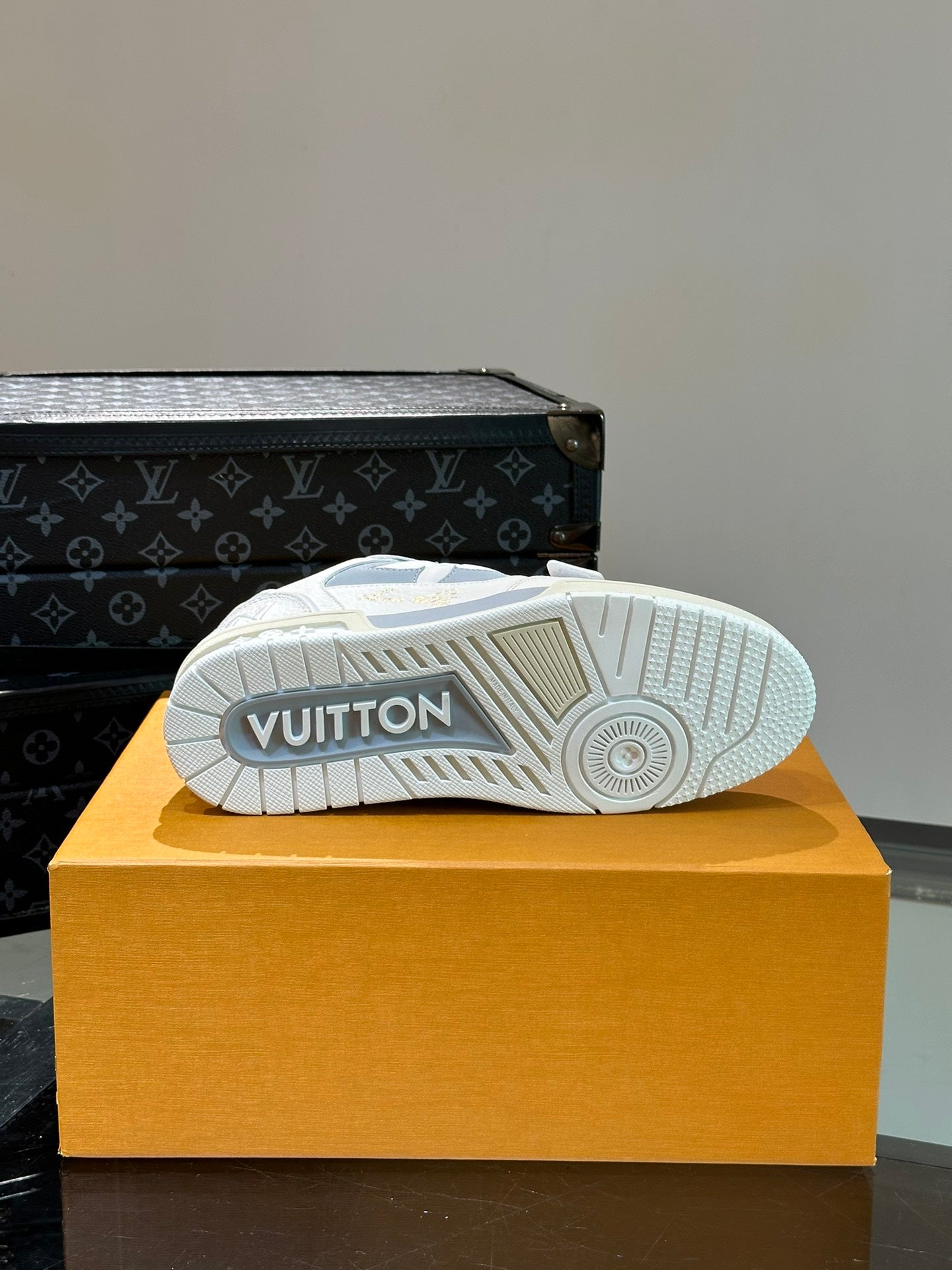 LV TRAINER SNEAKERS IN WHITE CALFSKIN AND LIGHT BLUE SUEDE