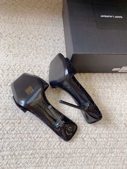 HIGH HEEL SLIDES IN BLACK VELVET