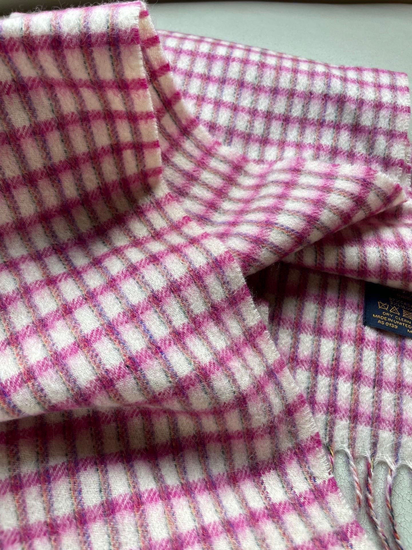 LV Embroidery Scarf 180cm Dark Pink Cashmere 967130
