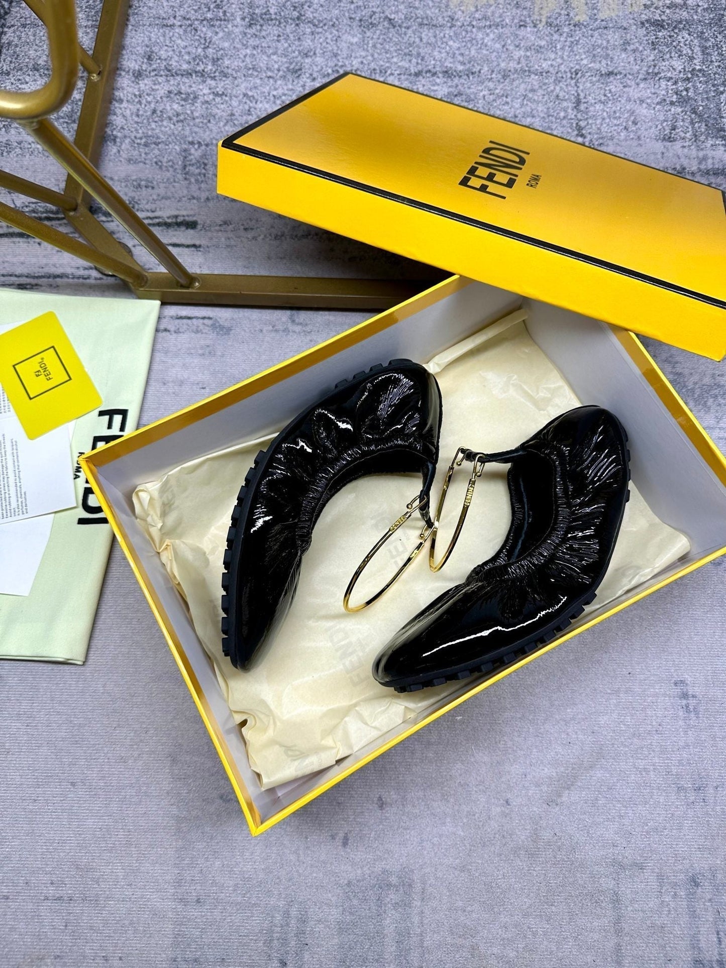 FENDI FILO BALLET IN BLACK LAMBSKIN WITH GOLD HARDWARE