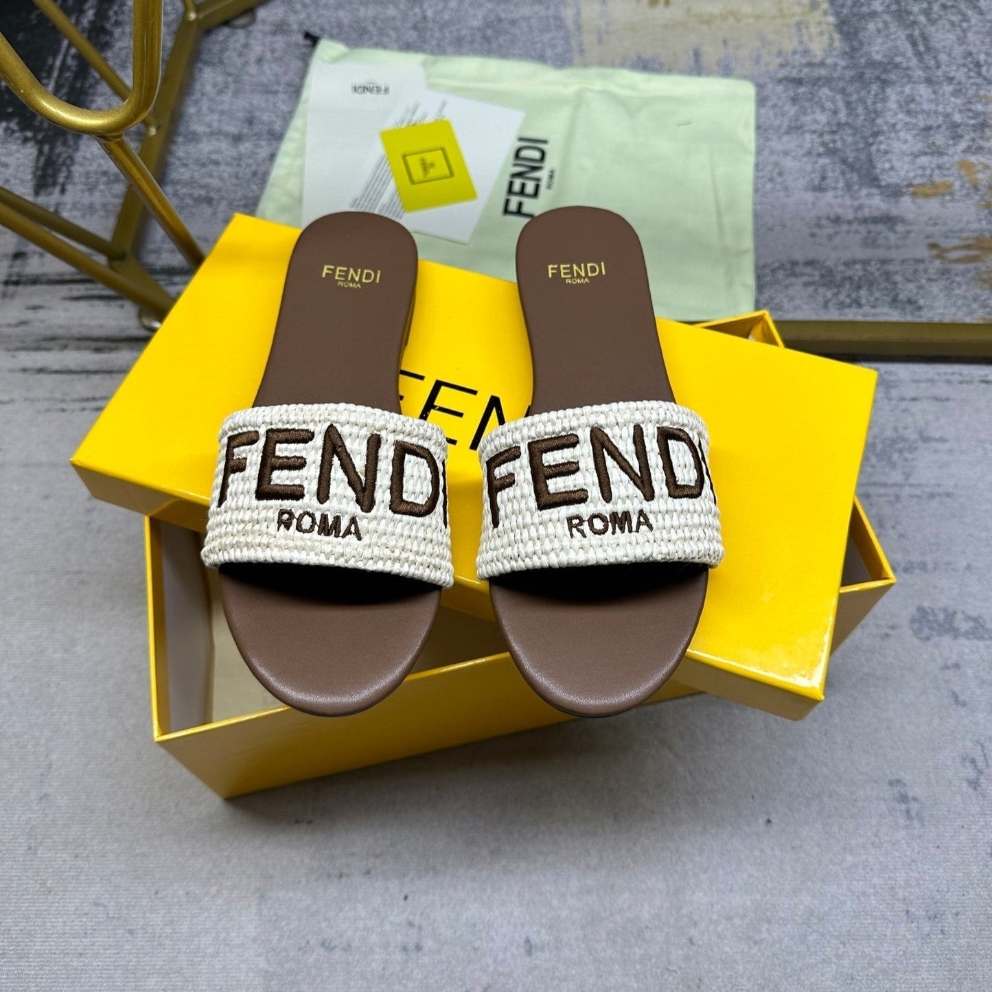 FF Signature 10 White Brown Cotton Fibre Slide