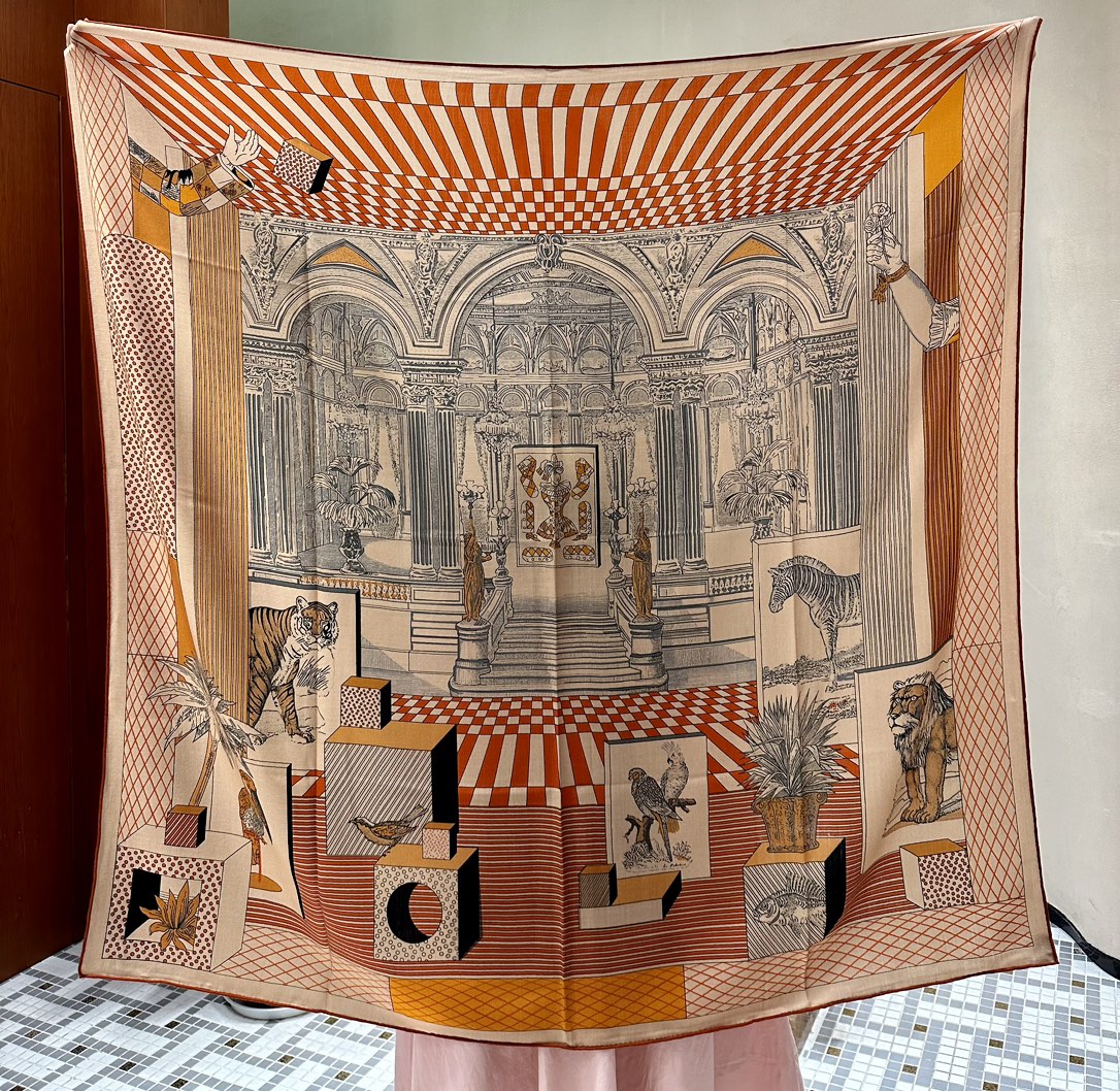 Grand Theatre Nouveau Scarf 140 CM In Orange Colorful Silk 385352
