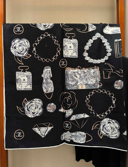 CC Square Scarf 140 CM In Black White Cashmere Silk 408655
