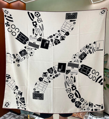CC Square Scarf 140 CM In White Black Silk Cashmere 413676