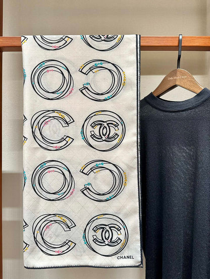 CC Square Scarf 140 CM In White Silk Cashmere 420130