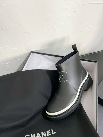 CC Ankle Boots Black Natural Rubber 949630