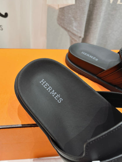 EMPIRE SANDAL BLACK CALFSKIN