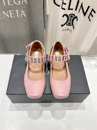 Alaila Biker Ballet Flats In Light Pink Cowhide 911432