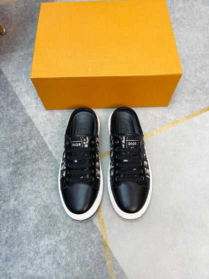 CD RETRO MULE BLACK AND BEIGE CALFSKIN