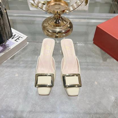 Viv 25 Mules Buckle Beige Patent Leather 235350