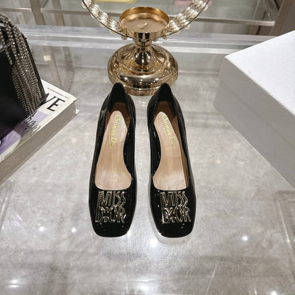 CD 25  Pump Heel Height 3cm Black Patent Leather 393413