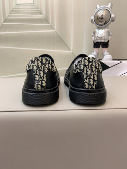 CD B23 SLIP ON BLACK CALFSKIN AND BEIGE FABRIC