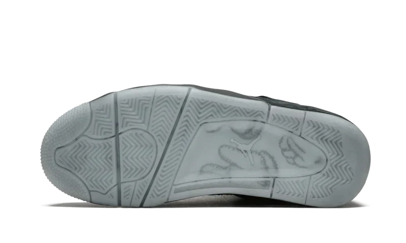 Nike Jordan 4 Retro Kaws Black Velvet