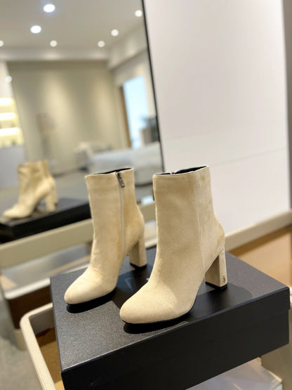 SL HONORÃ‰ BOOTIES FLAX SUEDE