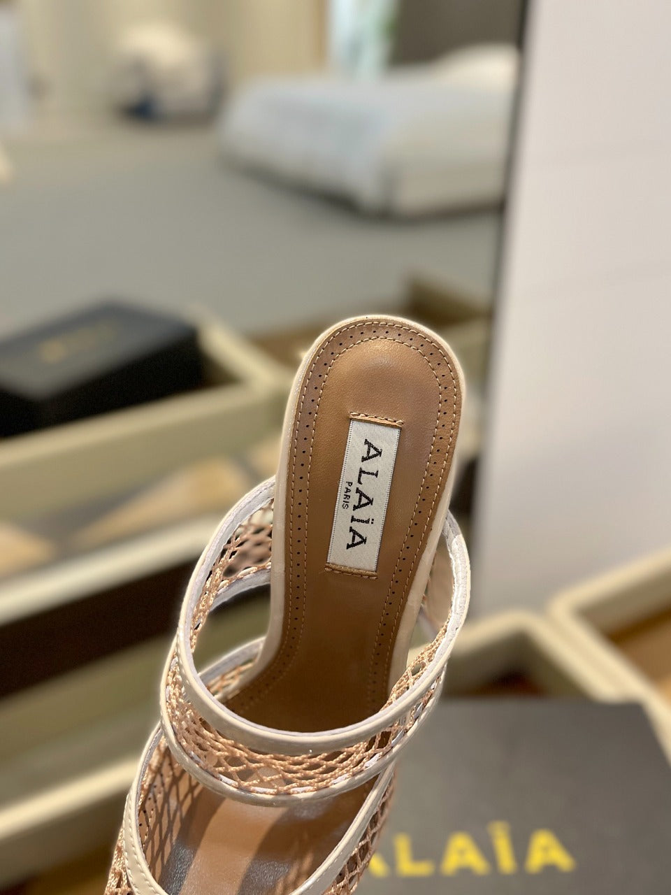 alaia mule 110 fishnet cream heart lambskin
