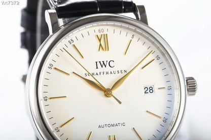 PORTOFINO AUTOMATIC 40MM SILVER DIAL LEATHER